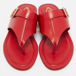 Pre Owned Tod's Red Leather Buckle Detail Thong Flats Size 38.5