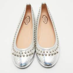 Tod's Silver Python Embossed Leather Studded Ballet Flats Size 35.5