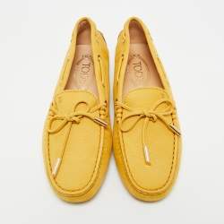 Pre Owned Tod's Yellow Nubuck Leather Gommino Penny Loafers Size 35