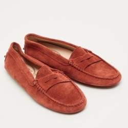 Pre Owned Tod's Red Suede Gommino Loafers Size 35