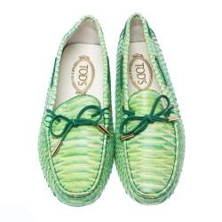 مملوكة مسبقًا حذاء لوفرز تودز فيونكة Gommino  جلد ثعبان أخضر مقاس 39