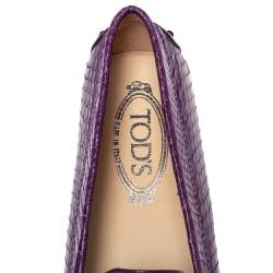 مملوكة مسبقًا حذاء لوفرز تودز مزين سير بيني جلد ثعبان بنفسجي مقاس 38.5