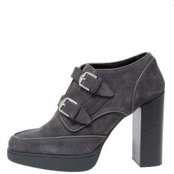 مملوكة مسبقًا Tod's Grey Suede Leather Platform Block Heel Ankle Booties Size 40