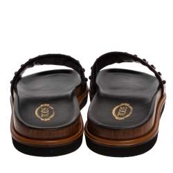 Pre Owned حذاء سلايدز تودز فلات مرصع جلد نقش تمساح عنابي مقاس 38