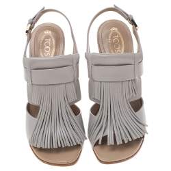 مملوكة مسبقًا Tod's Grey Leather Fringe Detail Ankle Strap Sandals Size 35.5