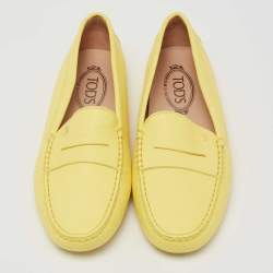 Pre Owned Tod's Yellow Leather Gommini Slip On Loafers Size 39