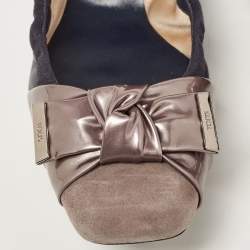 Pre Owned حذاء باليرينا فلات تودز سكرانش سويدي وجلد أزرق/ رصاصي لامع مقاس 35