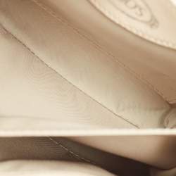 Pre Owned Tod's Silver Patent Leather Flap Crossbody Bag