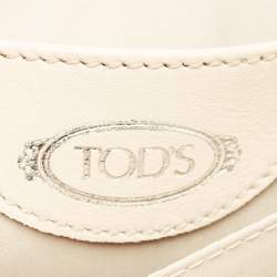 Pre Owned Tod's Silver Patent Leather Flap Crossbody Bag