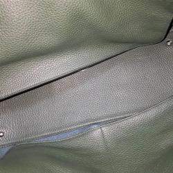 Pre Owned Tod's Black Leather shoulder bag