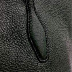 Pre Owned Tod's Black Leather shoulder bag