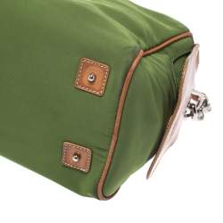 مملوكة مسبقًا حقيبة كتف تودز نايلون أخضر