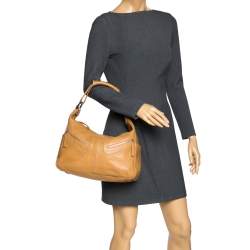 Pre Owned Tod's Light Brown Leather Micky Hobo