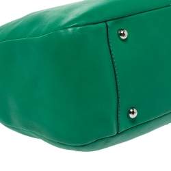 مملوكة مسبقًا Tod's Green Leather Beveled Tote