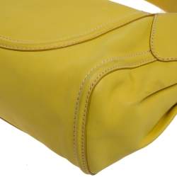 Pre Owned حقيبة هوبو تودز سحاب جلد صفراء