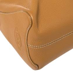 Pre Owned حقيبة كتف تودز تفاصيل إبزيم جلد منقوش بني فاتح