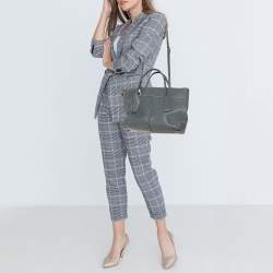 Pre Owned Tod's Stone Blue Leather Top Zip Tote