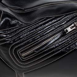 مملوكة مسبقًا Tod's Black Patent Leather Side Pocket Hobo 