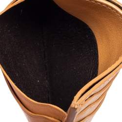 Tod's Tan Leather Card Holder