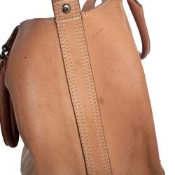 Pre Owned حقيبة هوبو تودز جلد بيج جيب أمامي