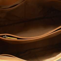 Pre Owned حقيبة يد توتس تودز موكاسينو جلد بيج متوسطة