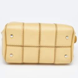 Pre Owned حقيبة تودز مايكرو سيلا جلد بنية فاتحة