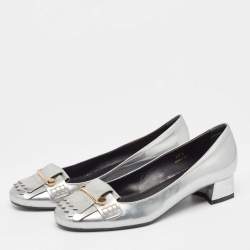 Pre Owned Tod's Silver Leather Fringe Detail Loafer Pumps Size 37.5