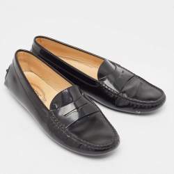 مملوكة مسبقًا Tod's Black Patent Leather Slip On Loafers Size 38