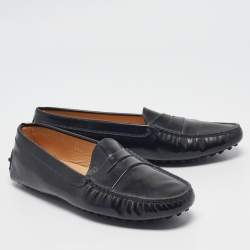 Tod's Dark Navy Blue Patent Leather Penny Loafers Size 39.5