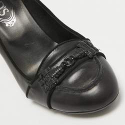 مملوكة مسبقًا Tod's Black Leather Loafer Pumps Size 37.5