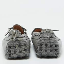 مملوكة مسبقًا Tod's Grey Lizard Embossed Leather Bow Slip On Loafers Size 35