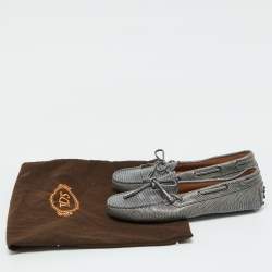 مملوكة مسبقًا Tod's Grey Lizard Embossed Leather Bow Slip On Loafers Size 35