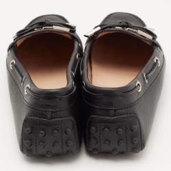 مملوكة مسبقًا Tod's Black Saffiano Leather Logo Bow Slip On Loafers Size 39