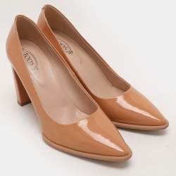 Tod's Beige Patent Leather Pointed Toe Pumps Size 39