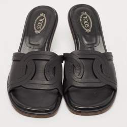 مملوكة مسبقًا Tod's Black Leather Slide Sandals Size 37