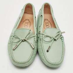 Tod's Green Leather Gommino Slip On Loafers Size 37