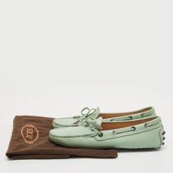 Tod's Green Leather Gommino Slip On Loafers Size 37