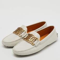 Tod's Off White Leather Chain Detail Kate Loafers Size 35.5