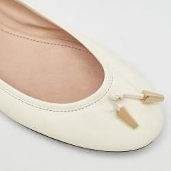 Pre Owned Tod's Off White Leather Studded Ballet Flats Size 38