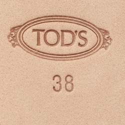 Pre Owned Tod’s Beige/Navy Blue Canvas and Patent Leather Lace Up Oxford Size 38