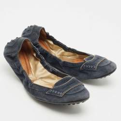 Pre Owned Tod's Blue Suede Buckle Scrunch Ballerina Flats Size 38.5