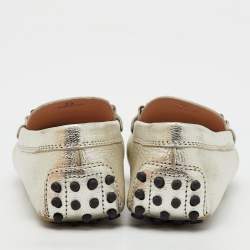 Pre Owned Tod's Silver Leather Double T Slip On Loafers Size 35