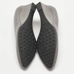 Pre Owned Tod's Grey Leather Wedge Pumps Size 40.5