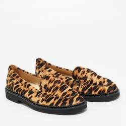 Pre Owned حذاء لوفرز تودز سليب أون جلد بني بمقاس 40