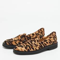 Pre Owned حذاء لوفرز تودز سليب أون جلد بني بمقاس 40