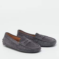 مملوكة مسبقًا Tod's Gommini Size 35 Grey Suede Driver Loafers