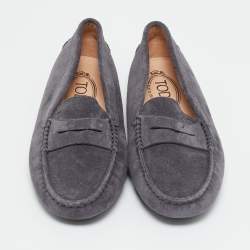 مملوكة مسبقًا Tod's Gommini Size 35 Grey Suede Driver Loafers