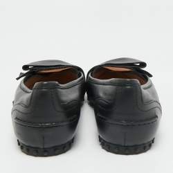 Pre Owned حذاء باليرينا فلات تودز جلد أسود مقدمة مدببة مقاس 35.5