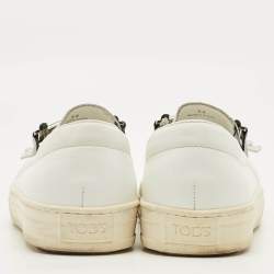 Pre Owned حذاء لوفر سنيكرز تودز جلد أبيض بمقاس 36 بشريط مع شرابة بدون أربطة