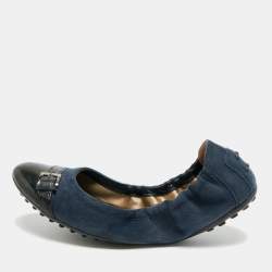 مملوكة مسبقًا Tod's Size 37.5 Two Tone Patent Leather and Suede Buckle Detail Scrunch Ballet Flats